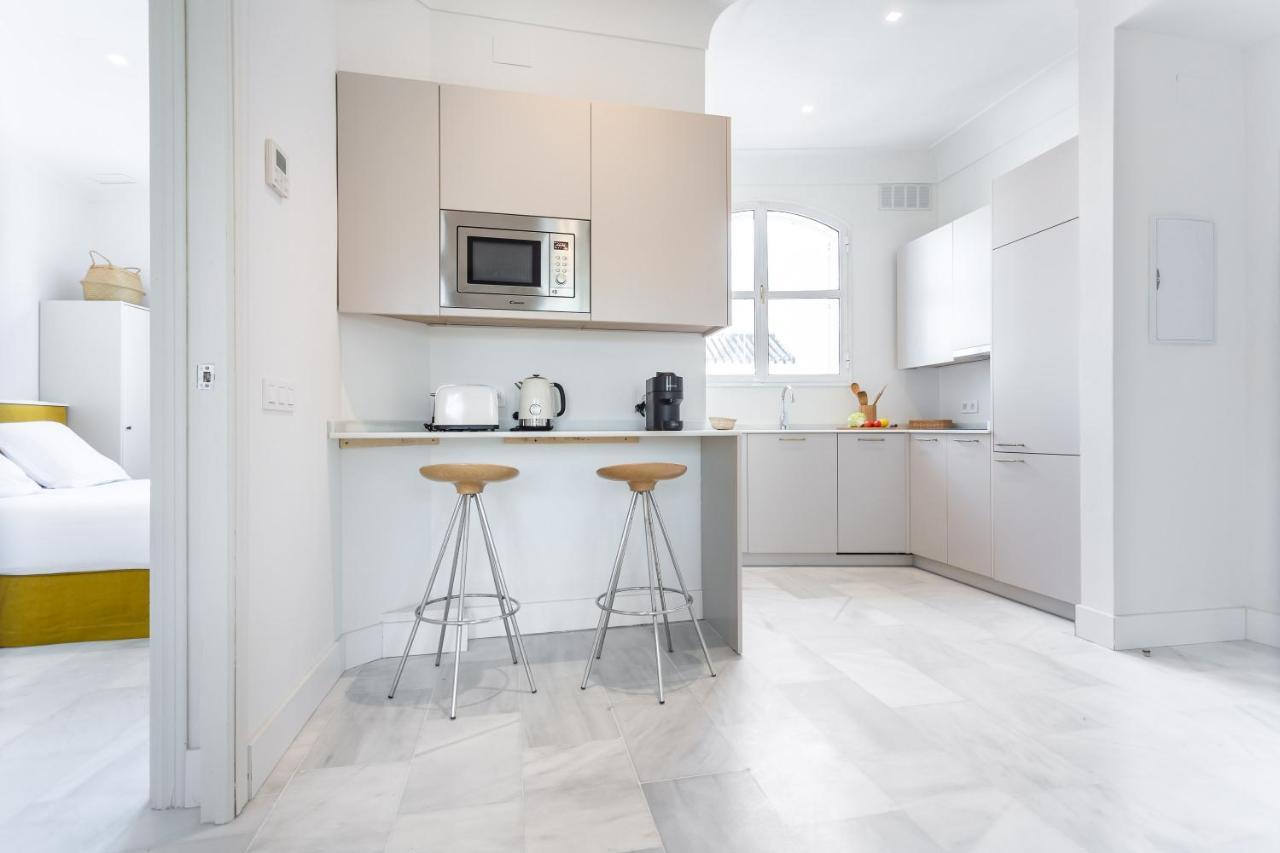 Adriano 16 Apartment Севиля Екстериор снимка